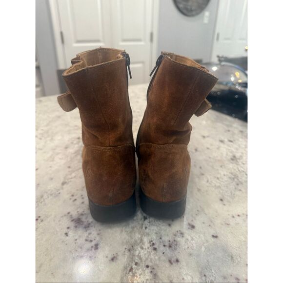 Born Elia Brown Suede Side Zip Boots sz 8.5 - Picture 5 of 7